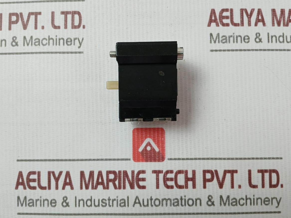 General Electric Cr104P Control Relay Contact Block
