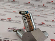 Ham-let Hmb21-4Lklclc-gf4 Dual Head Valve Used