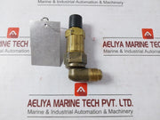 Henry 527E Pressure Relief Valve 1/2 In 400 Psi 527-400 31.9 Lbs Air/Min