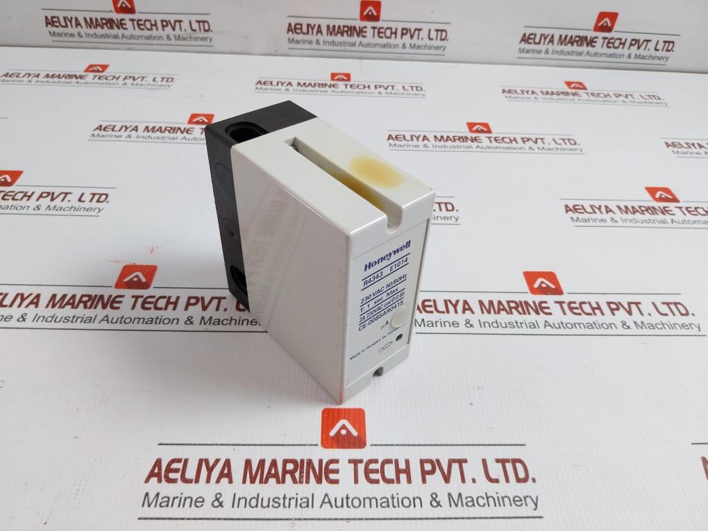 Honeywell Flame Detector Relay 50/60hz 230vac R4343 E1014