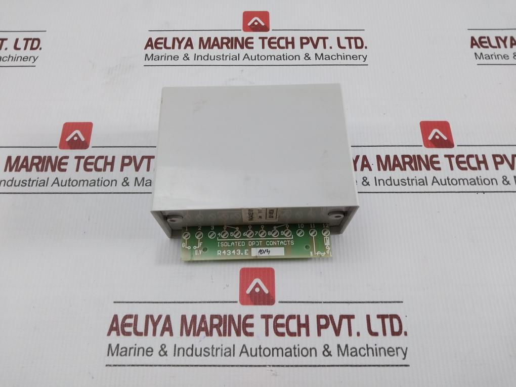 Flame Detector Relay R4343 E1014  230Vac 50/60Hz - Honeywell
