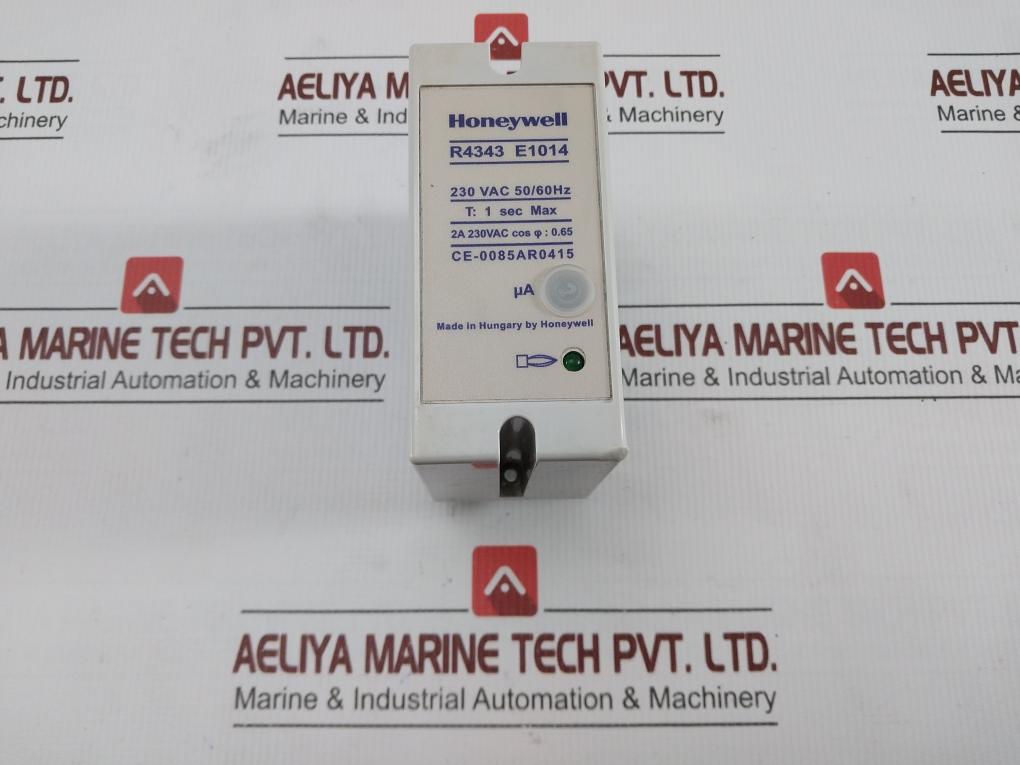 Flame Detector Relay R4343 E1014  230Vac 50/60Hz - Honeywell