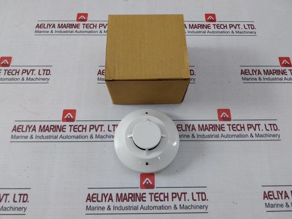 Honeywell Tc806B1076 Smoke Detector 120Â°F Hp-130211 6124B