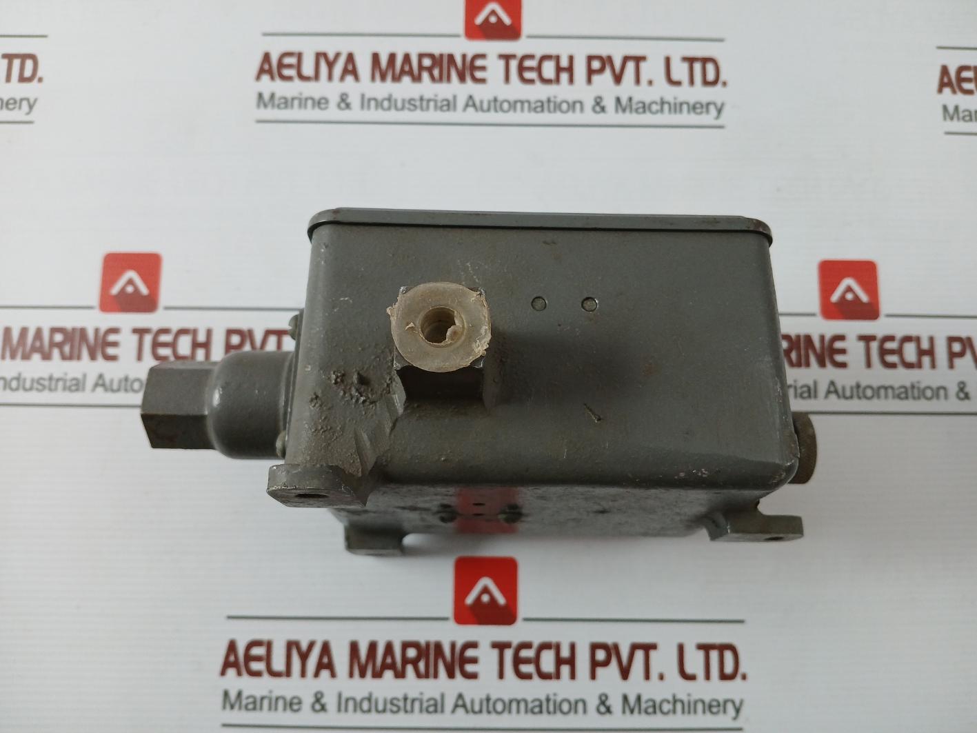 Honeywell Pp97A 1076 2 Pressure Controller 10 To 300