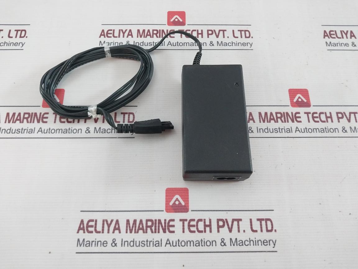 Hp 0957-2304 Ac Power Adapter Rev.: B 100-240V 50/60Hz 0.9A 1094Ma/250Ma