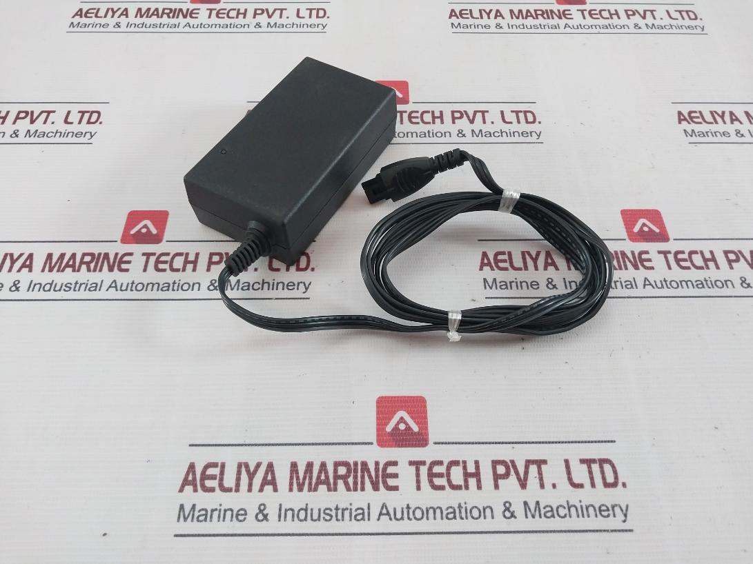 Hp 0957-2304 Ac Power Adapter Rev.: B 100-240V 50/60Hz 0.9A 1094Ma/250Ma