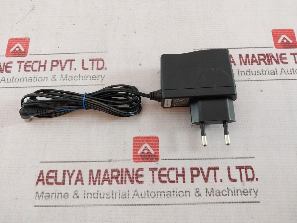Huntkey Hka00612005-3S Switching Power Adaptor 100-240V~ 50/60Hz 0.2A