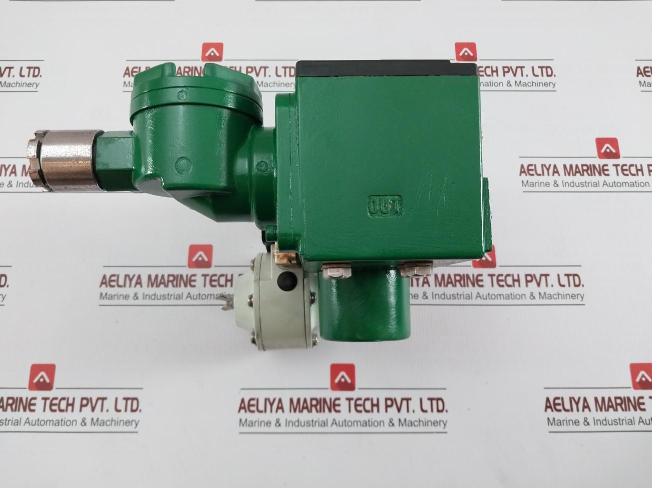 I/P Converter Input 4-20madc 1.4 Kgf/Cm2 By Yamatake-Honeywell Kux113-Xm11ax-7