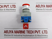 Idec Assembly Push-Button Switch With Block Base 600v 10a Part No. Avw311r
