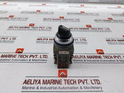 Idec Izumi Asn 41-10569 Selector Switch 600V 10A
