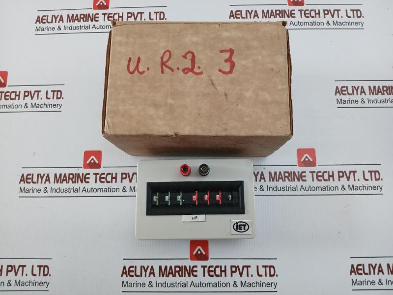 Iet Labs Cs-F-7-100pf-Wc Capacitance Decade Box