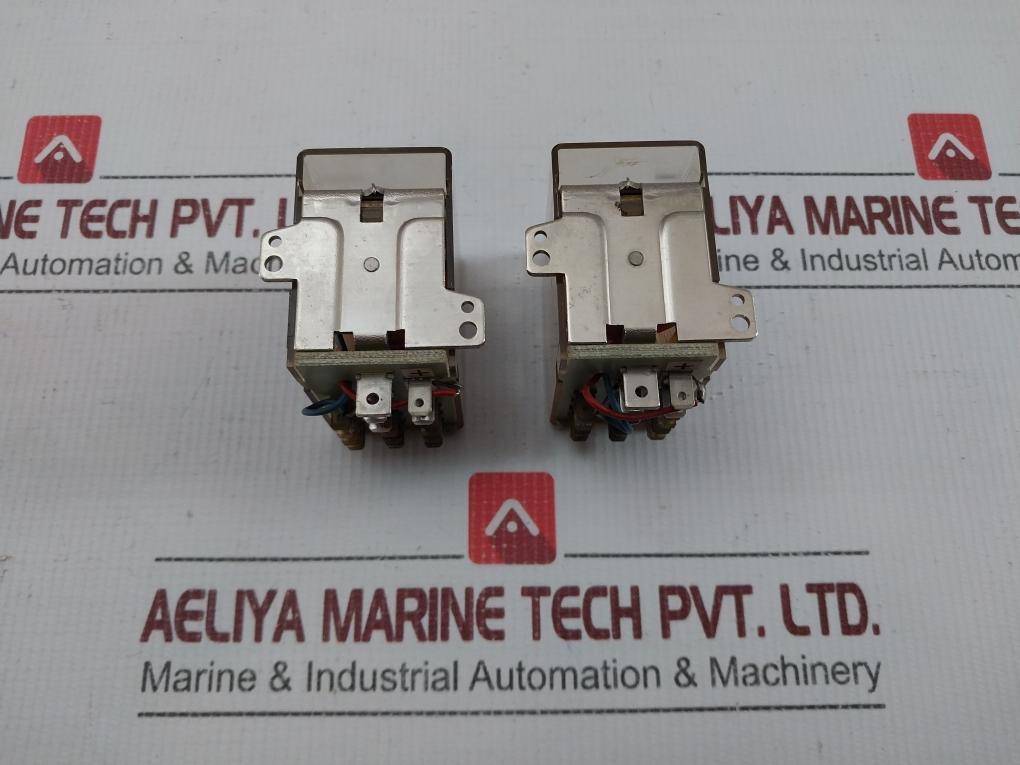 Industrial Switching Relay Brand Siemens V23009-A0007-A101