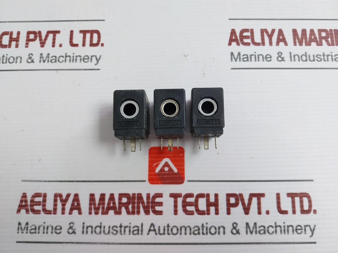 Ip65 Range-Dc21.6v-26.4v  Voltage Regulator Dc24v 2.5w