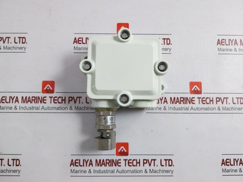 Ito-Denki-Terminal-Junction-Box-522-d2G4-208476-1