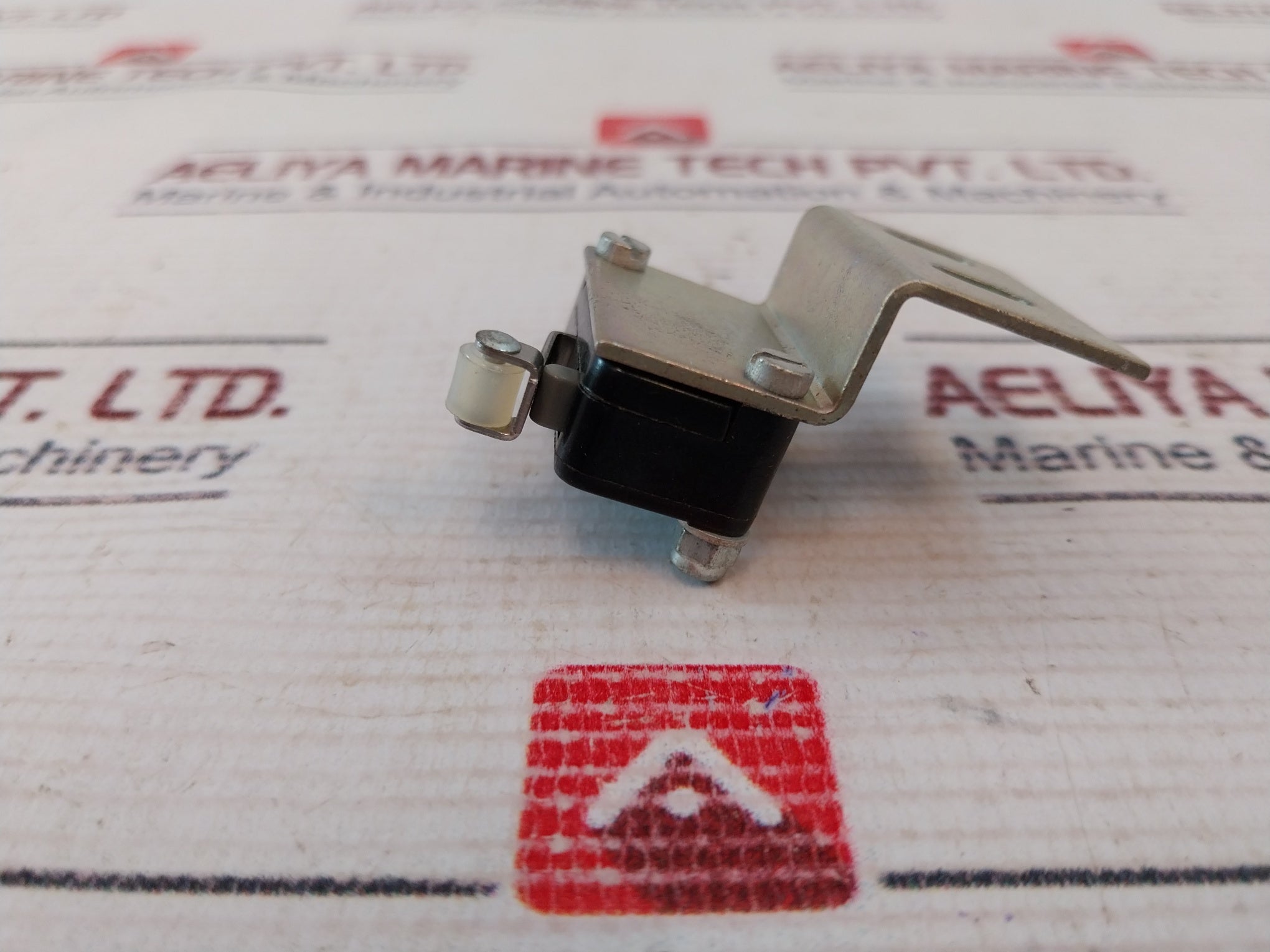 Johnson Electric Vcfyr Micro Limit Switch