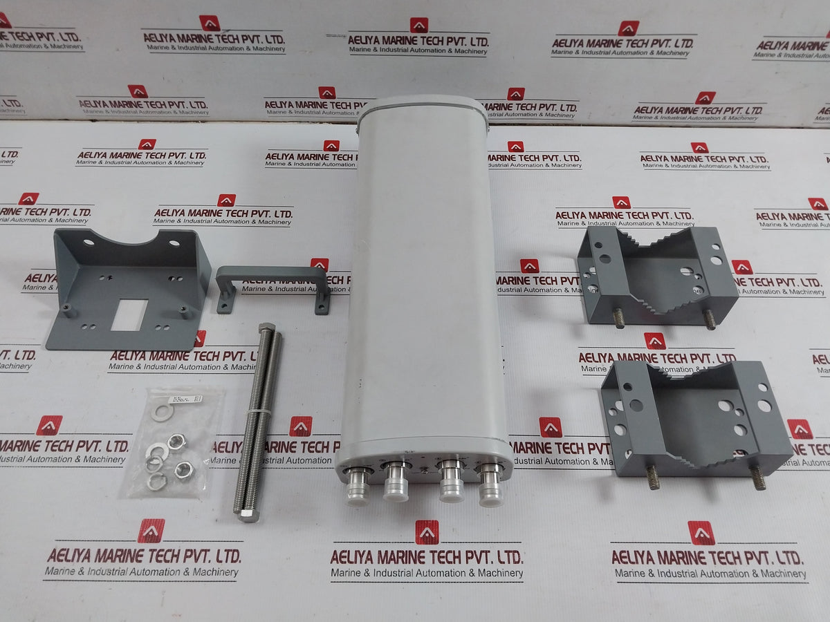 Jzd-65Dpg1515-3338T0-a-Base-Station-Antenna-3300-3800Mhz-Bti-Wireless-209810-1