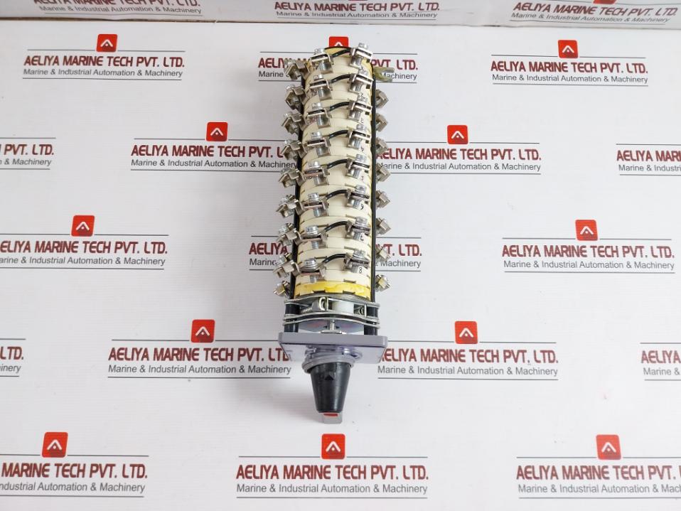 Kaycee & Rotary Switch Srpm3825kr2/Ta3 40a, 440v