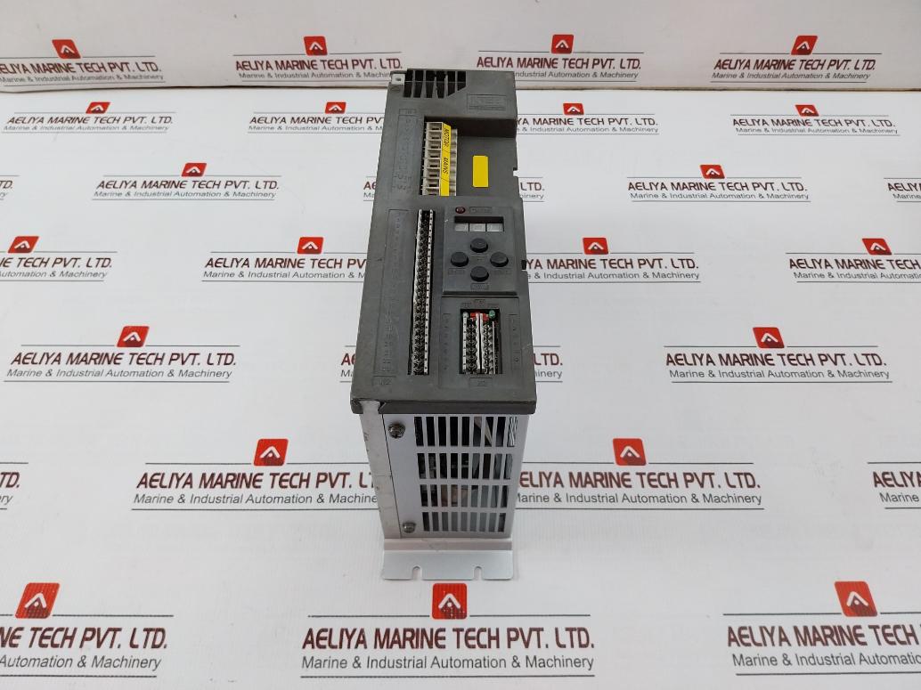 Keb 09.F0.R01-4012 3 Ph Variable Frequency Drive 380-480V 50/6Hz 2.8 Kva 4.1A