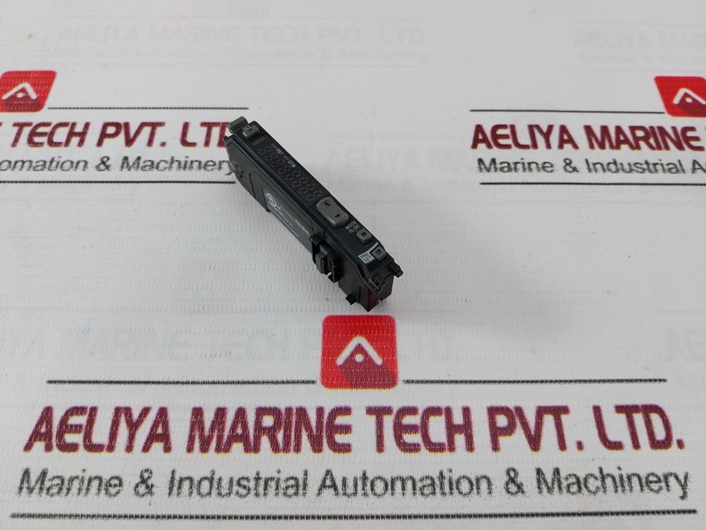 Keyence Fs-n10 Digital Fibre Optic Sensor