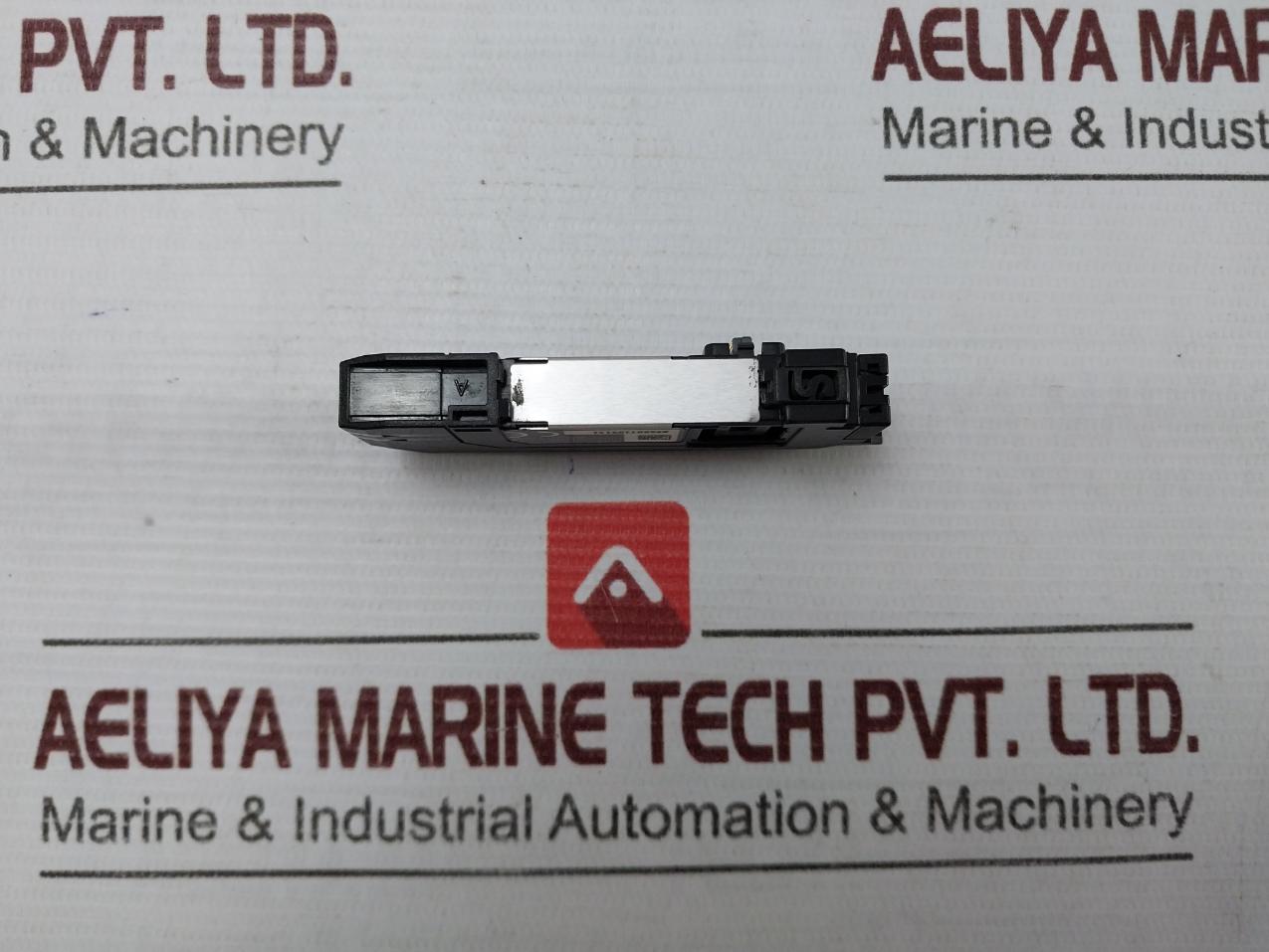 Keyence Fs-n10 Fiber Optic Sensor