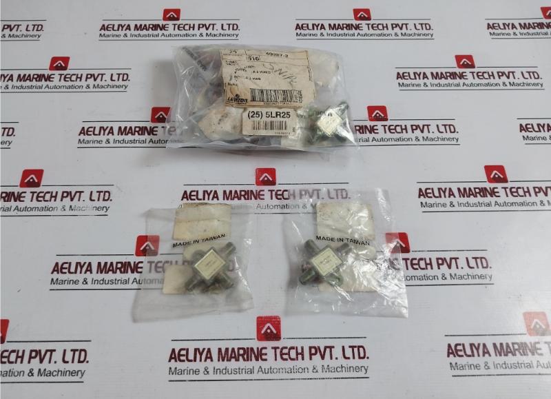 Leviton 40987-2 2-way Splitter 5-900 Mhz Catv, Tb-510-40987-22B