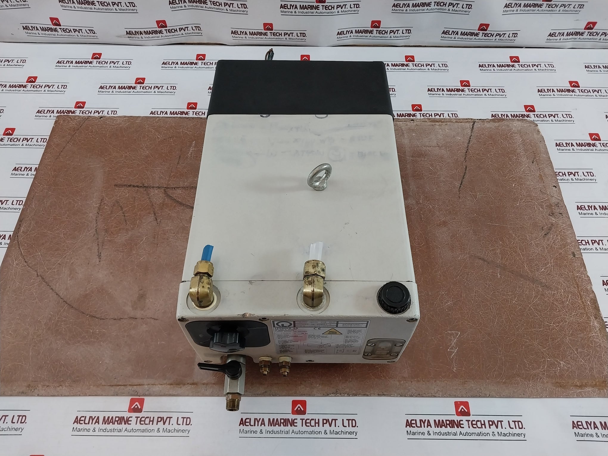 Leybold Sv25 955 03 63 Vacuum Pump 200V 5.5A Class B Ip23