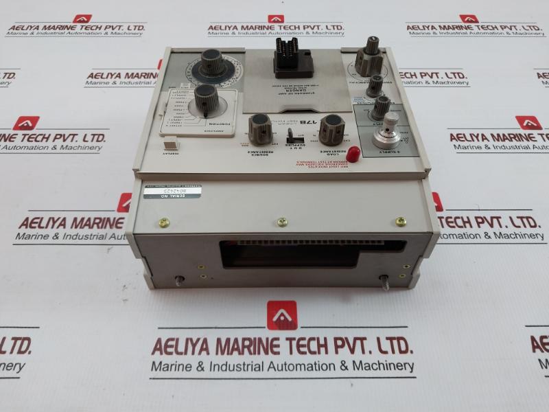 Linear Ic Test Fixture 178 Tektronix  0 To 30v