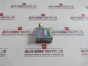 Linero Controls Hs-230 Pressure Control Switch 5-30 Kgf/Cm2 0.5-3 Mpa 30Km
