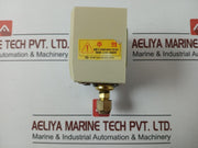 Linero Controls Hs-230 Pressure Control Switch 5-30 Kgf/Cm2 Ac 125V/250V 430 Gm
