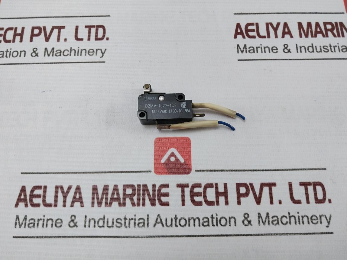 Lot Of 2X Omron D2Mv-1L22-1C3 Miniature Basic Microswitch 1986Raa