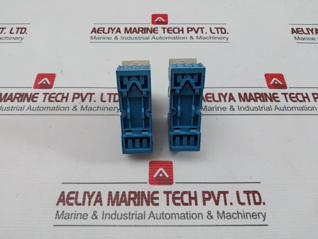 Lot Of 2x 55.34.9.024.0040 Brand Finder 7a-250v 12a/10a 300vac Plug In Power Relay