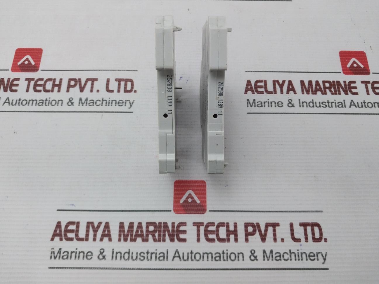 Lot Of 2x Condition In Used S2c-H6-11r Auxiliary Contact Block 10a By Abb