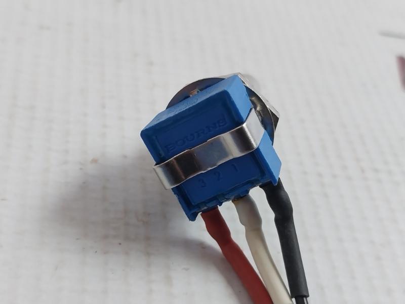 Lot Of 2x Potentiometer Bourns Rotary 53raar25a13l