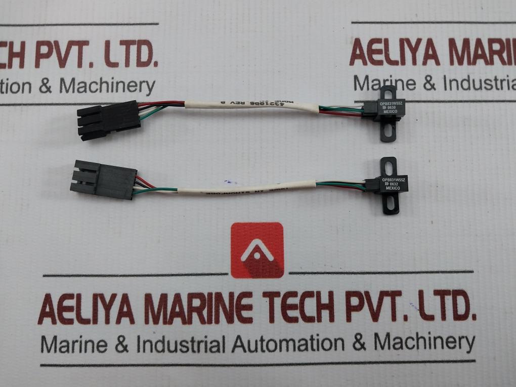 Lot Of 2x Slotted Optical Sensor Optek Technology Opb831w55z
