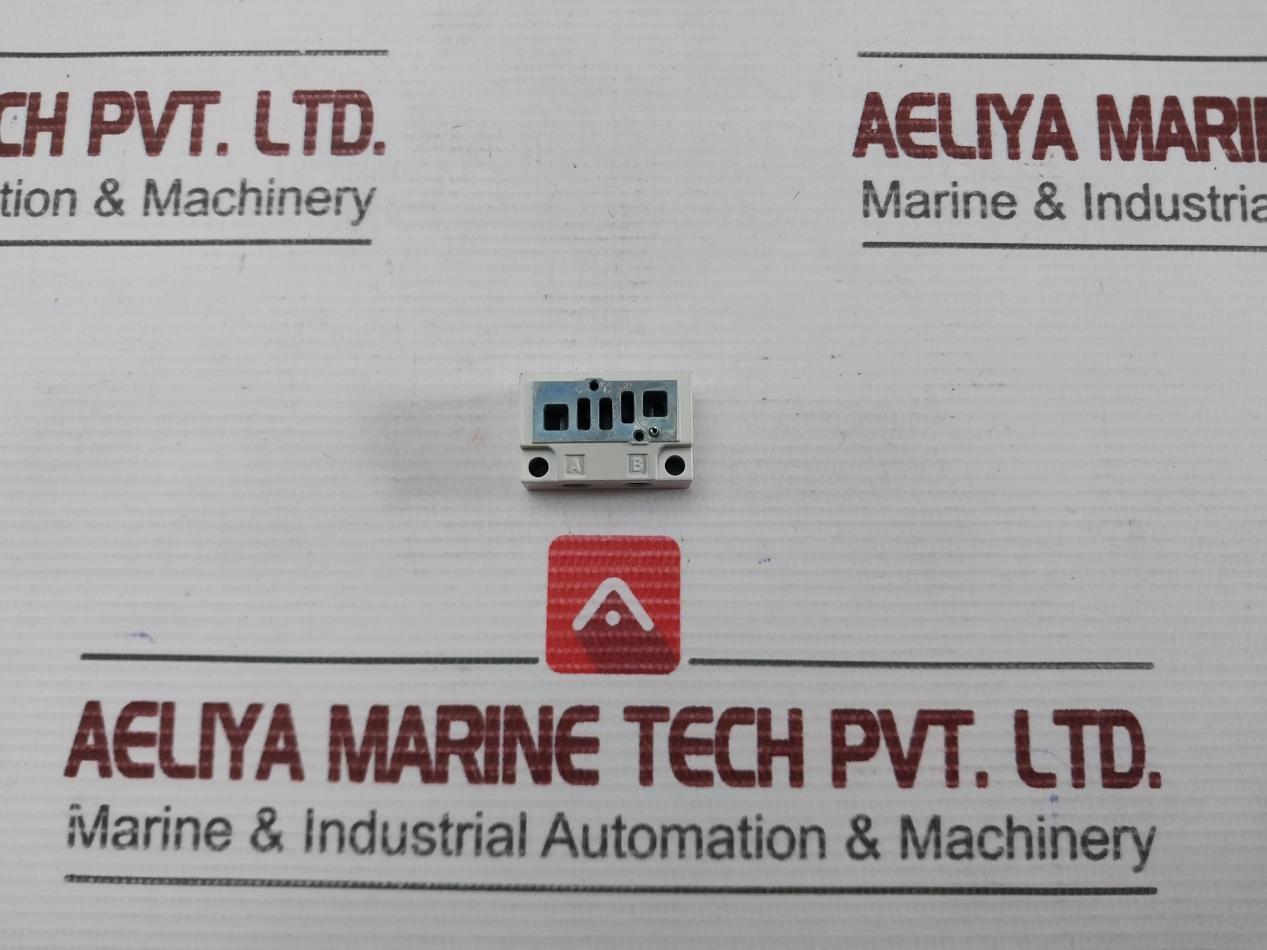 Lot Of 2x Smc Pneumatic Solenoid Valve Vj3000-22-1d