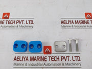 Lot Of 3X Swagelok 30128629 Bolted Plastic Clamp Tube Support 304-si-pp-4T