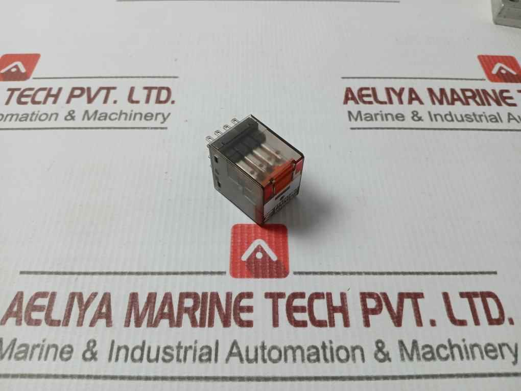 Lot of 4X SCHRACK PT570730 Miniature Relay 6A/250VAC