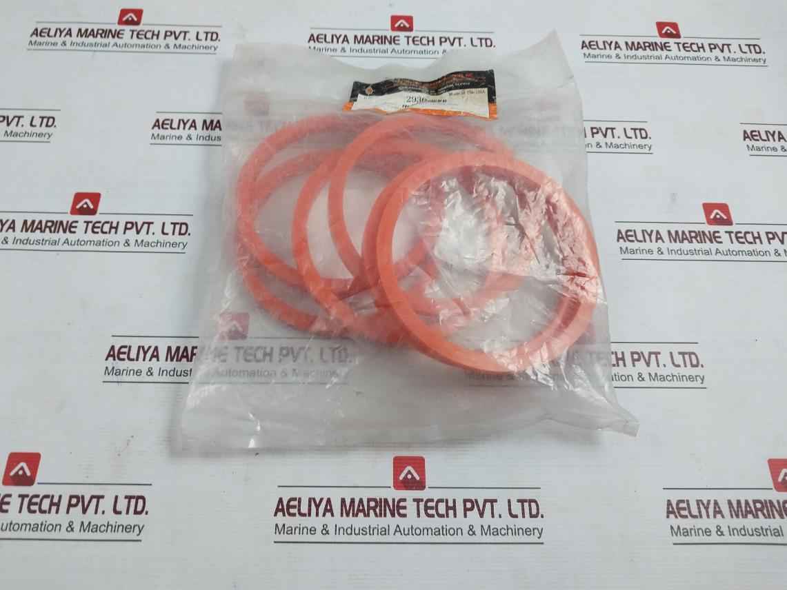 Lot of 6X SOUTHWEST OILFIELD 2930-3U 5 1/2" Urethane Liner Lama Pump Seal