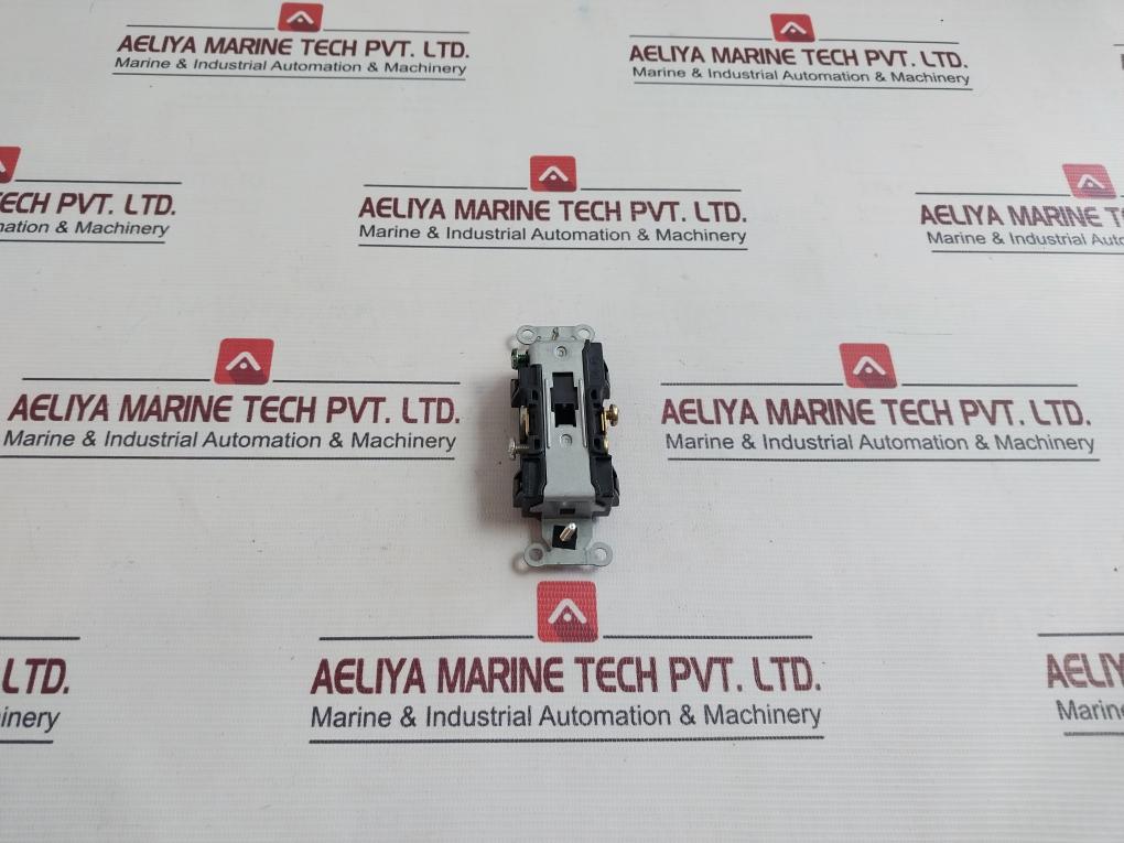 Lot Of 2X Hubbell Receptacle Outlet 20A 125V