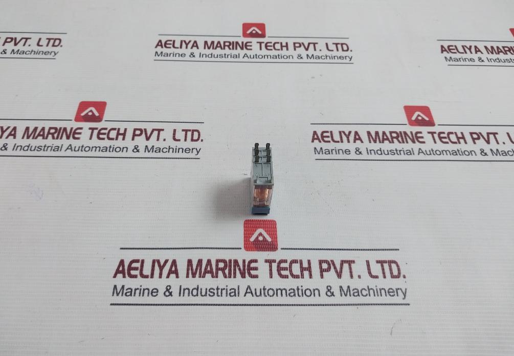 Lot Of 2X Paramount P2-fpzi Plug In Relay Dc 24V