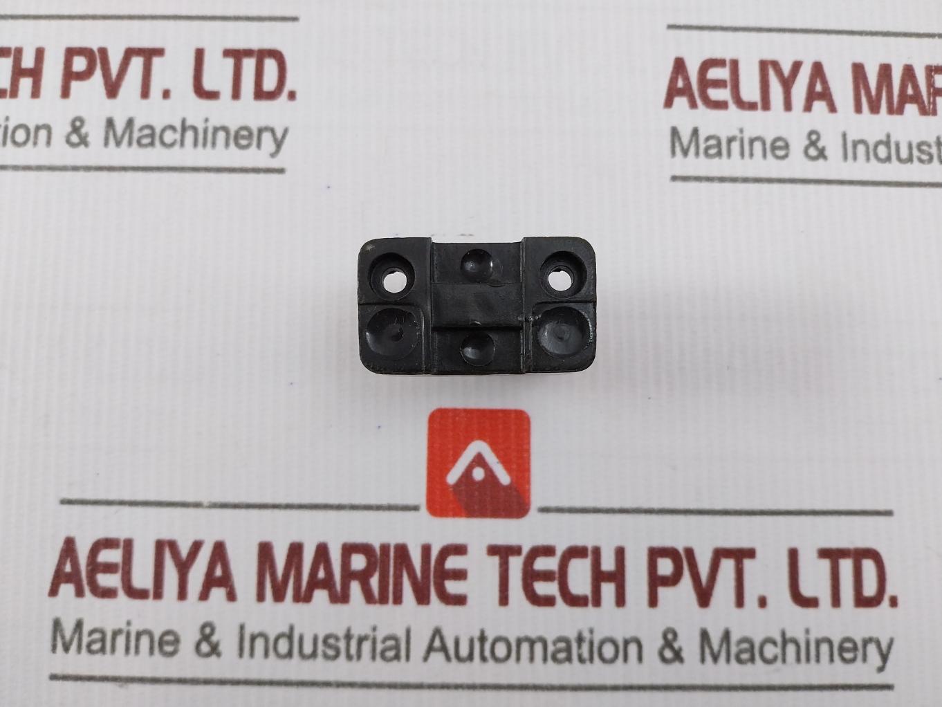 Lot Of 4X Fe-12 Lamp Holder W55293