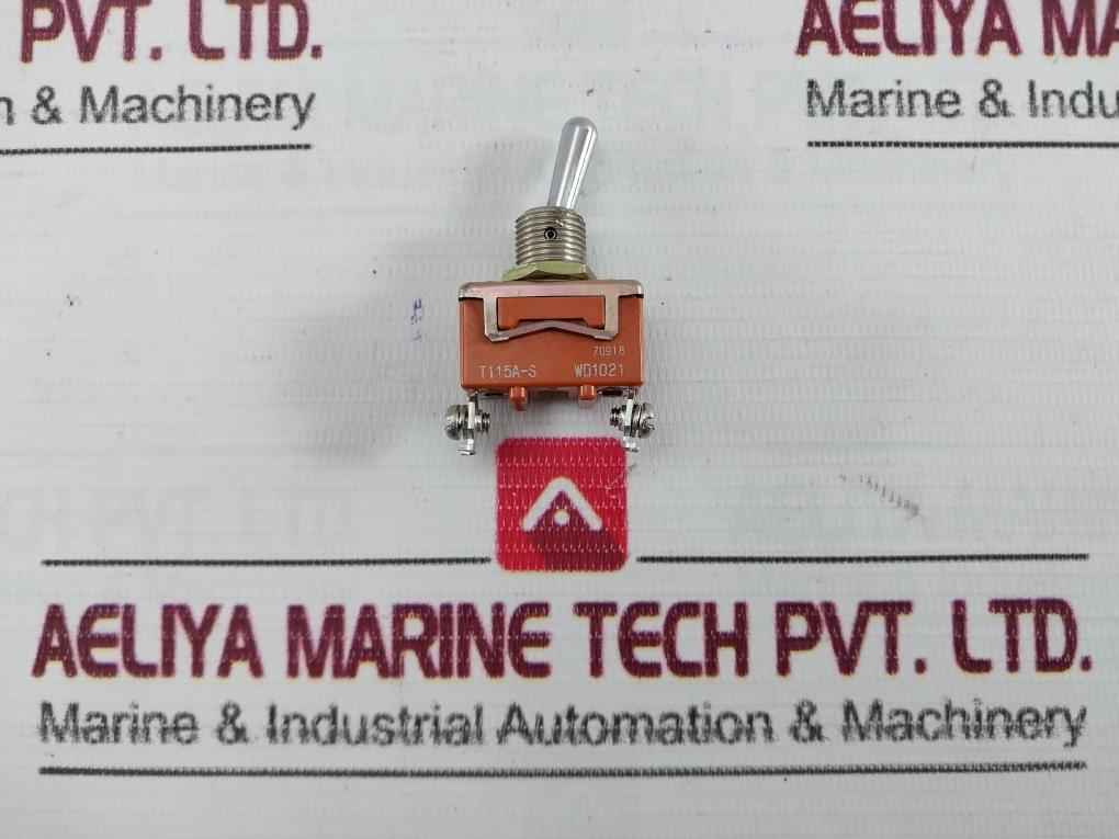 Matsushita T115A-s 15A 250V Ac Toggle Switch