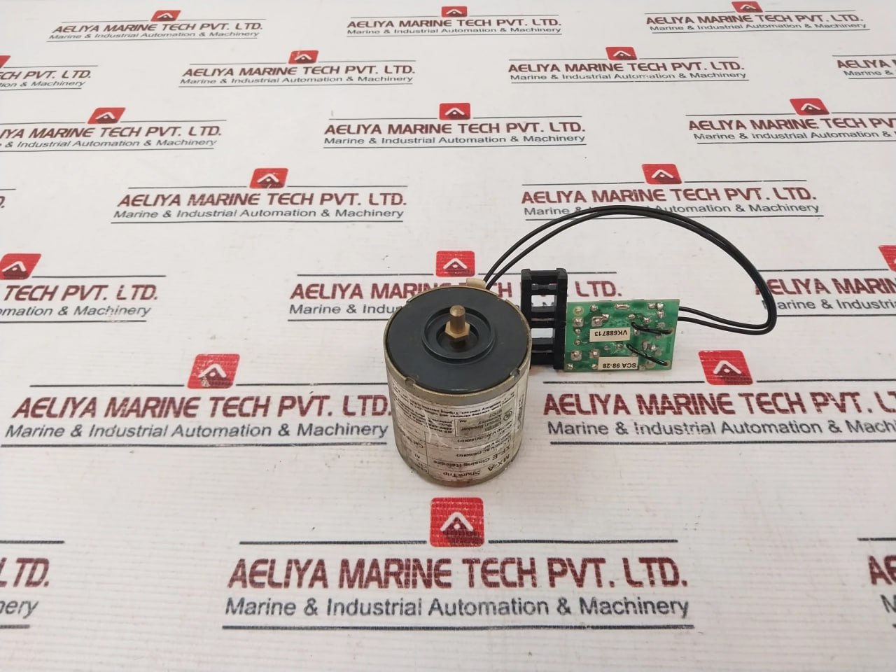 Merlin Gerin E103955 Mx-a Shunt Trip Xf-e Closing Release Circuit Breaker