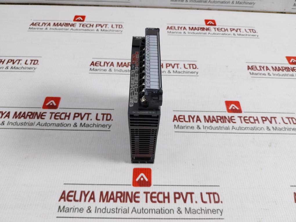 Mitsubishi-Electric-Melsec-Iq-R-Plc-Temperature-Control-Module-R60tcrt4-24vdc-1