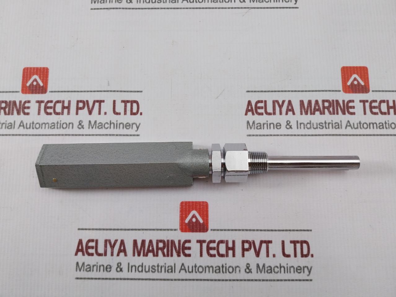 Mitsubishi N25-10M-0011-136 Thermometer L-65, D-10-mm 0-100C