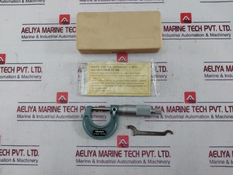 Mitutoyo 103-137 M110-25 Outside Micrometer 0-25Mm 0.01Mm  