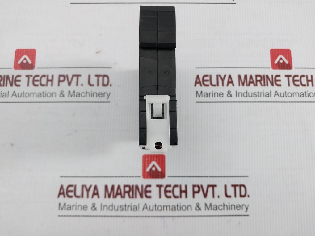 Monitoring Relay K8ak-Pm1 Omron 3p 200-240vac 4.4va 50/60hz - Used