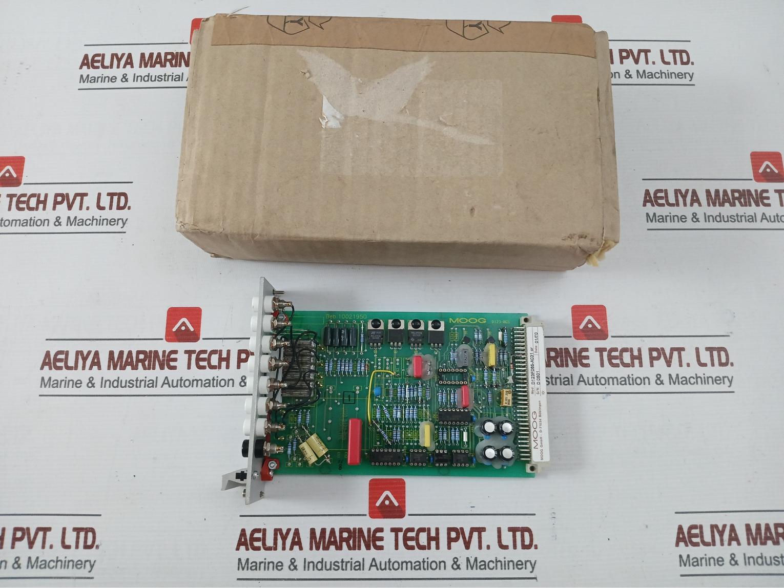 Moog D123-065