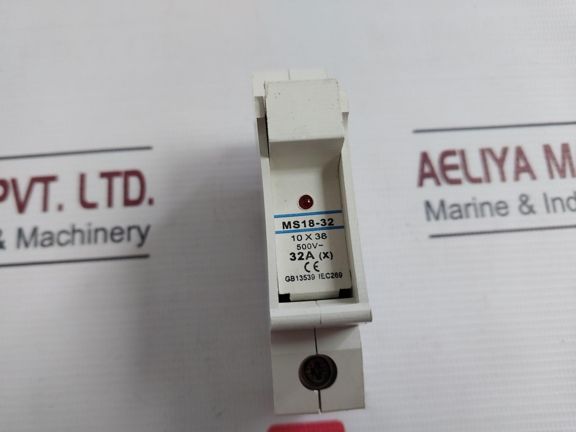 Ms18-32 Fuse Holder 500V~32A