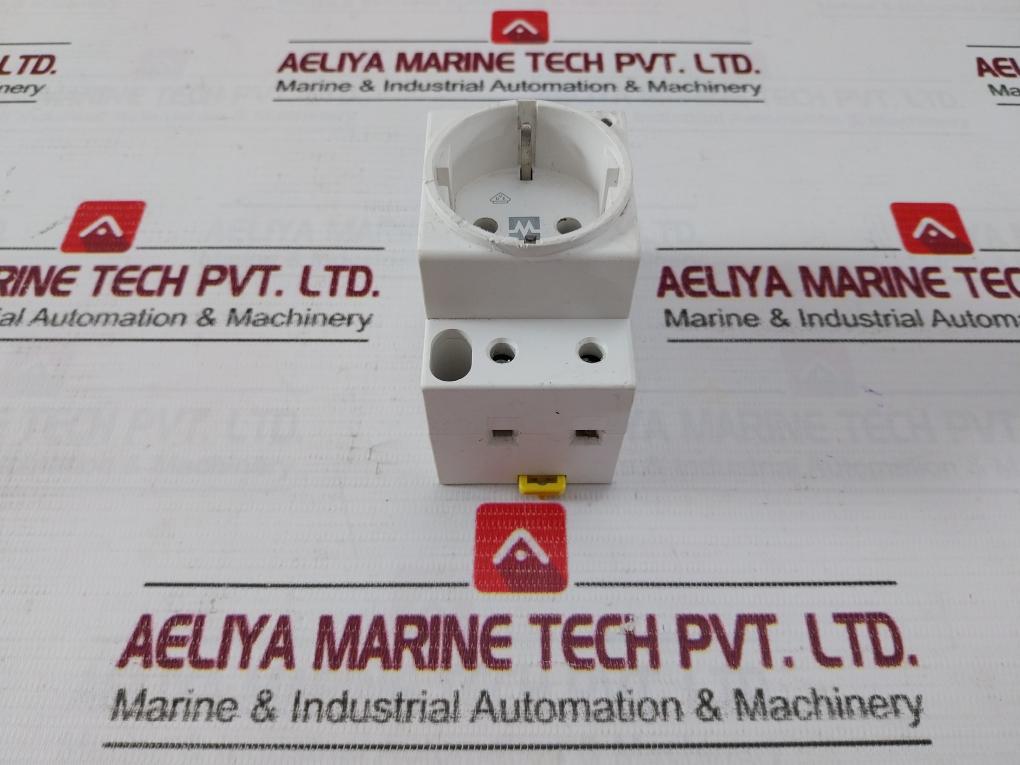 Murr Elektronik 67901 Power Socket 16A 250V